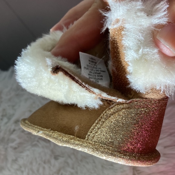 Boots - Picture 3 of 5